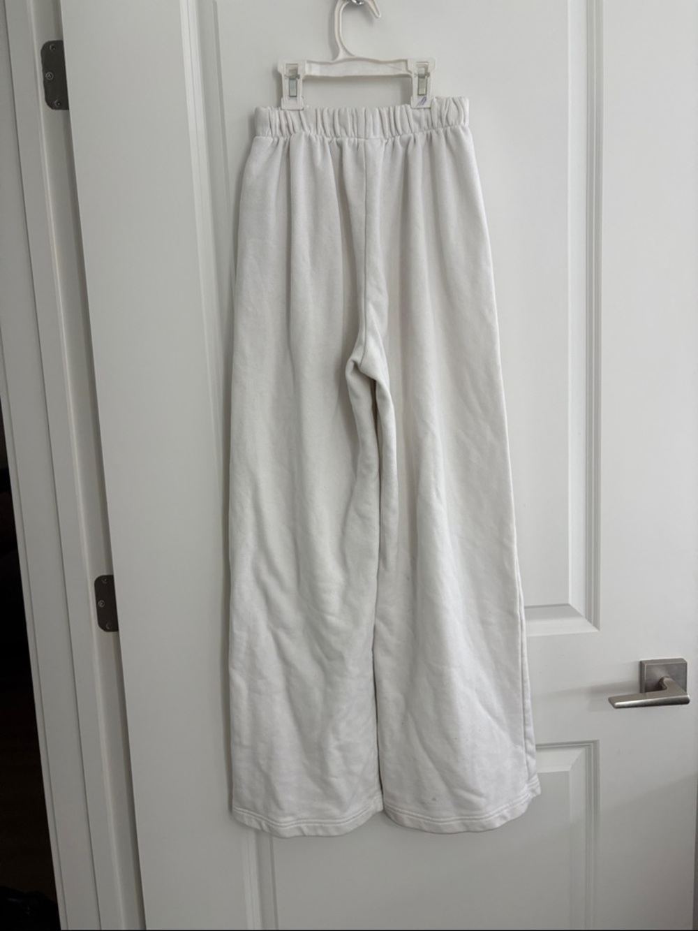 Cotton On white Wide-Leg Sweatpants - Picture 3 of 4